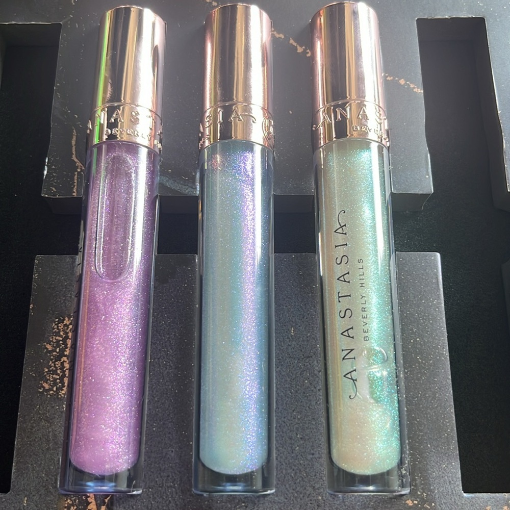 Anastasia Beauty Products - Picture 2 of 5